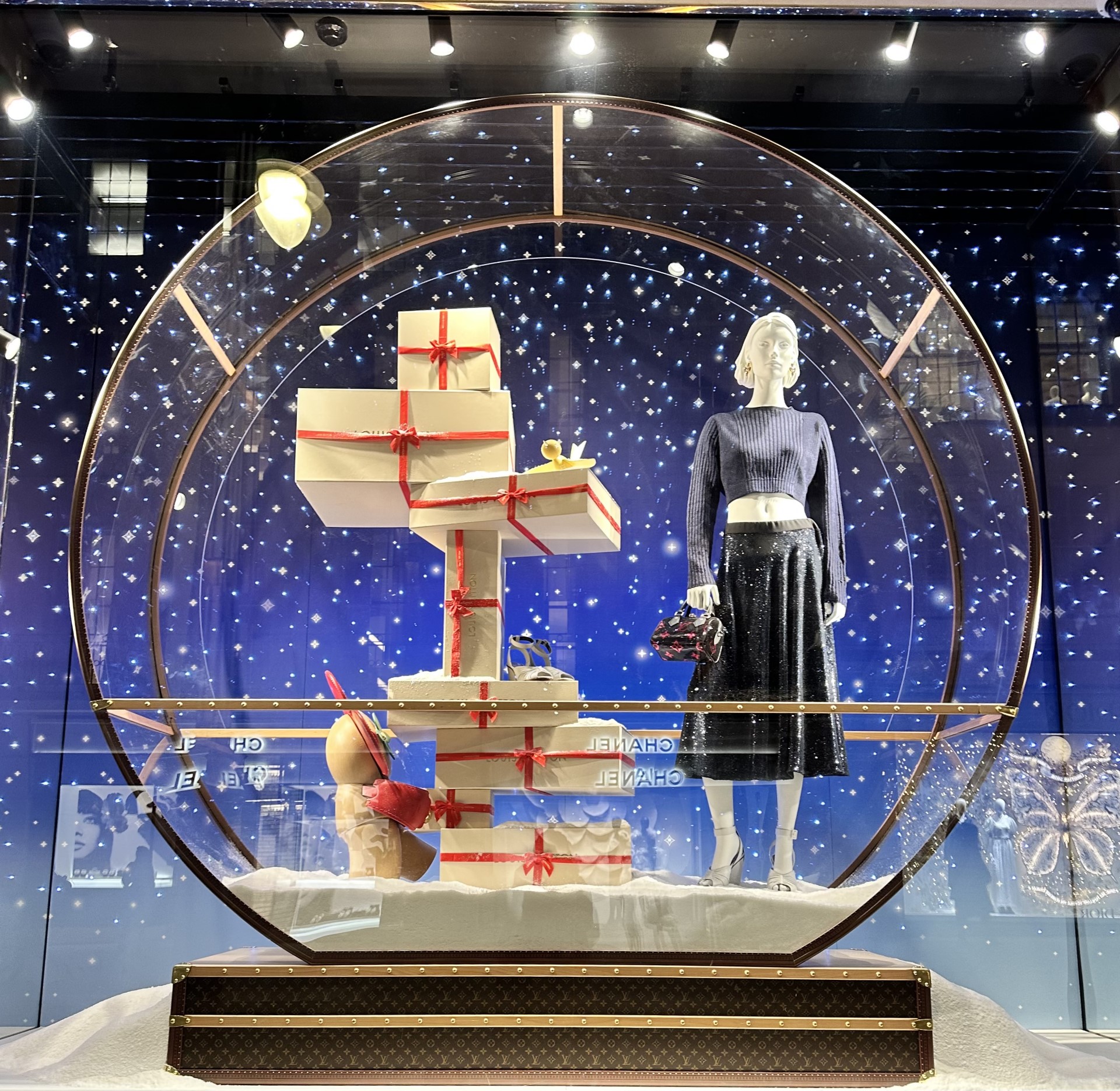 Advent Story #7 – Heart of Glass and Ice